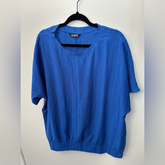 BloomChic Plus Top - Picture 4 of 5